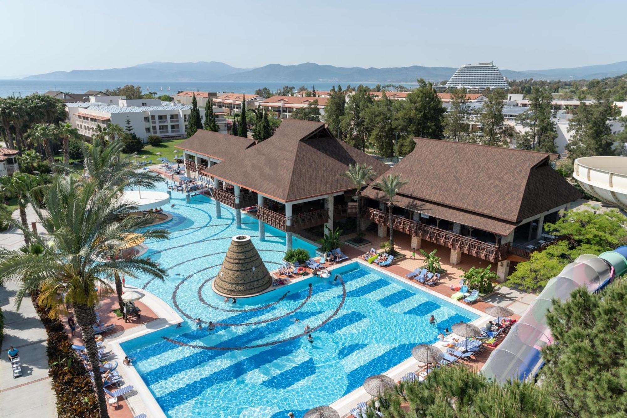 Aqua Fantasy Aquapark Hotel & Spa Kusadasi Exterior photo